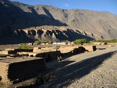 Village Life In Yilik